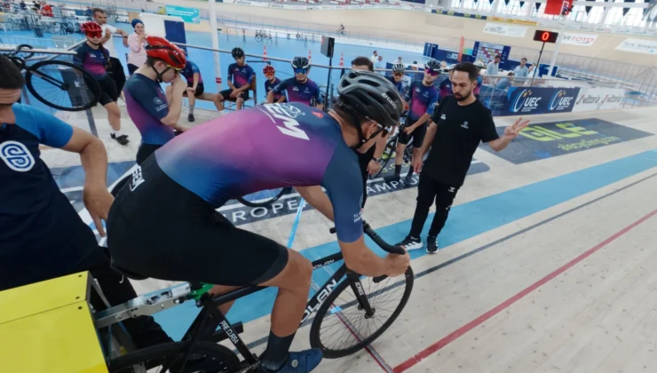 Konya Velodromu’nda Geleceğin Şampiyonları Piste Çıktı