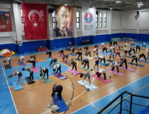 Maltepeli Kadınlara Ücretsiz Yoga Desteği