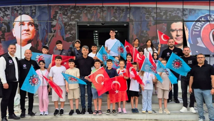 Metal Çocukları Ankara Yolunda