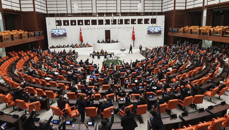 Tbmm'De Öğrenci Affı Teklifinde Ilk 13 Madde Kabul Edildi… Akademik Sahteciliğe Ağır Yaptırım
