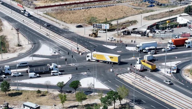 Konya'Da Tramvay Hattı Güzergahında Altyapı Yenilemesi