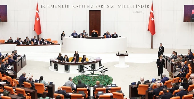 Tsk'Yı Ilgilendiren Kanun Teklifi Yasalaştı… Uzman Erbaş, Subay Ve Kamu Istihdamına Yeni Düzenlemeler