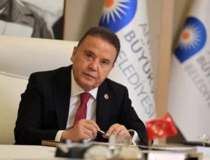 Tutukluluğunun 1. Yılında Muhittin Böcek'Ten Dikkat Çeken Mesaj… &Quot;Vefasız Menfaatçileri Unutmayacağız&Quot;