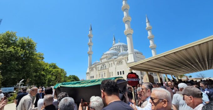 Zonguldak’ın duayen akademisyeni Prof. Dr. Mustafa Yıldız son yolculuğuna uğurlandı