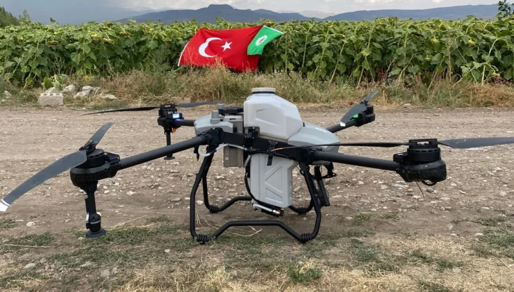 Ağrı’da Tarımsal Ilaçlamada Teknoloji Dönemi… Zirai Drone Sahaya Indi