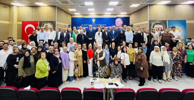 AK Parti Zonguldak’ta Çeyrek Asırlık Gövde Gösterisi: “Geleceğe Hazırız!”