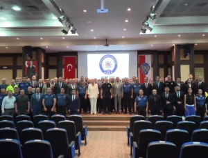 Antalya Emniyeti’nde 66 Personele Ödül, Emekliye Ayrılan 33 Personele Plaket