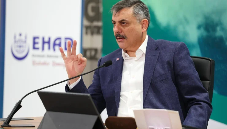 Bakan Çiftçi, Hafızlarla “İhyâ Ve İnşâ Kampı” Kapanışında Buluştu