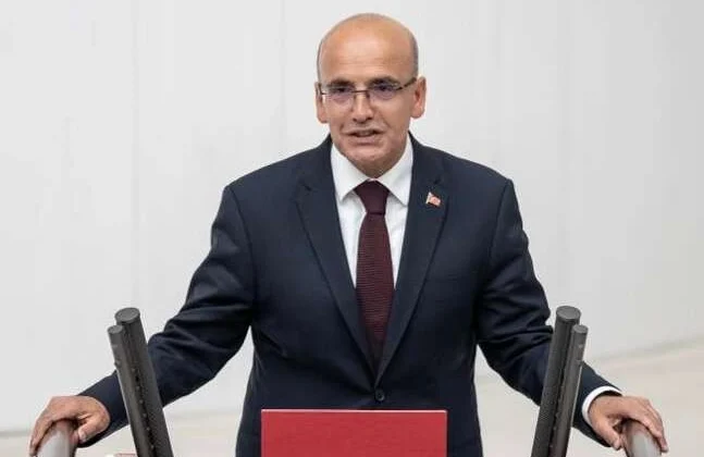 Bakan Şimşek Türkiye’nin Borçluluk Oranını Yorumladı