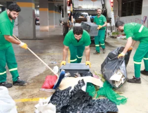 Bursa Osmangazi’de Pazarlardan Aylık 600 Ton Atık Toplanıyor