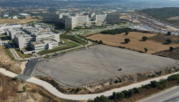 Bursa Şehir Hastanesi Otoparkı Hizmete Açıldı