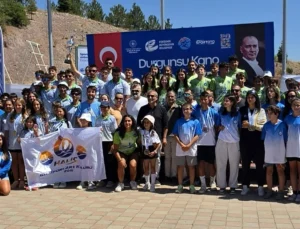 Büyükşehir Belediyespor Kanocularından 12 Madalya