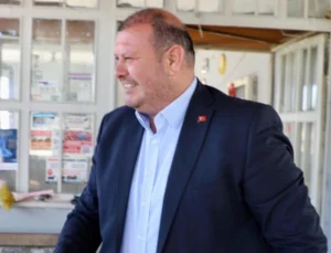 Chp, Menderes Belediye Başkanı İlkay Çiçek'I Kesin Ihraç Talebiyle Disipline Sevk Etti