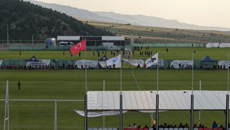 Erciyes Yüksek İrtifa Kamp Merkezi'Ne Büyük Ilgi