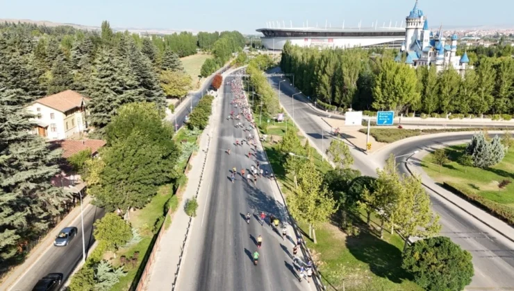 Eskişehir’de Uluslararası Yarı Maraton Için Geri Sayım Başladı