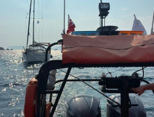 Fethiye Açıklarında Arızalanan Tekne Kurtarıldı
