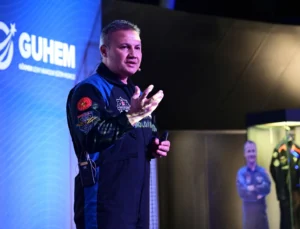 Türkiye’nin Ilk Astronotu Alper Gezeravcı Tuğgeneral Oldu