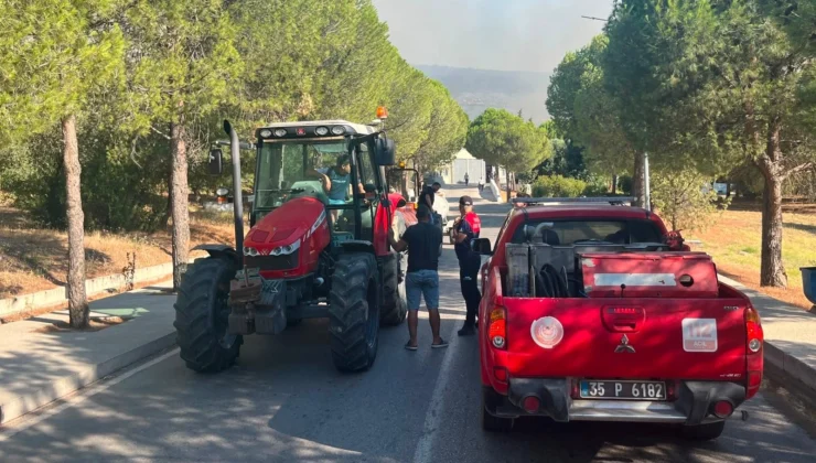 İzmir Foça'Daki Orman Yangını Için Ekipler Seferber Oldu