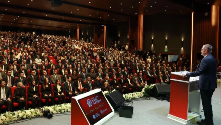 Kamu Iletişiminde Dijital Dönüşüm Ve Yapay Zekâ Vurgusu