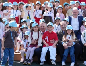 Lokomotif’te 30 Bin Çocukla Büyük Buluşma