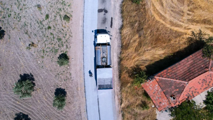 Manisa Soma’da Asfalt Çalışmaları Devam Ediyor