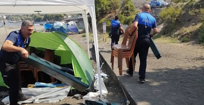 Merve Altı Plajı’nda Çadır Ve Baraka İşgalleri Kaldırıldı
