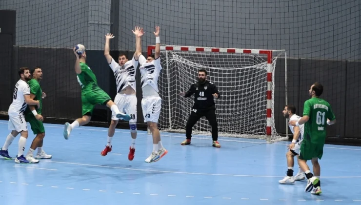 Nilüfer Belediyespor Lige Galibiyetle Başladı