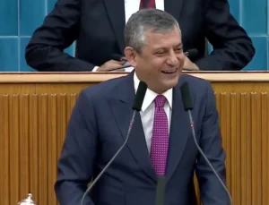 Özgür Özel'In Dili Sürçtü! İlk Günün Günahı Olmaz