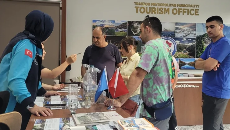 Trabzon’da Turizm Ofisleri Turistlerin Rehberi Oluyor