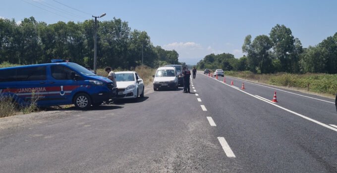 Jandarmadan geniş çaplı asayiş ve trafik denetimi