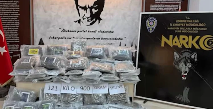 71 Ilde Uyuşturucu Operasyonu! 2,3 Ton Uyuşturucu Ve 4 Milyon Hap Ele Geçirildi