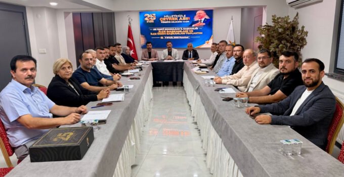 AK Parti Zonguldak’ta teşkilat başkanlarıyla istişare toplantısı gerçekleştirdi