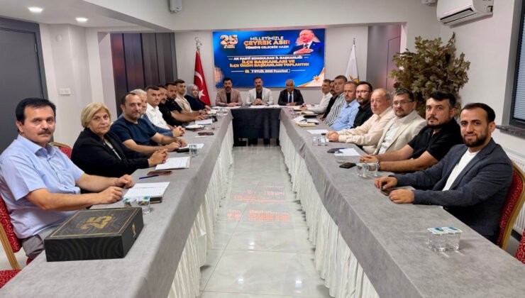 AK Parti Zonguldak’ta teşkilat başkanlarıyla istişare toplantısı gerçekleştirdi