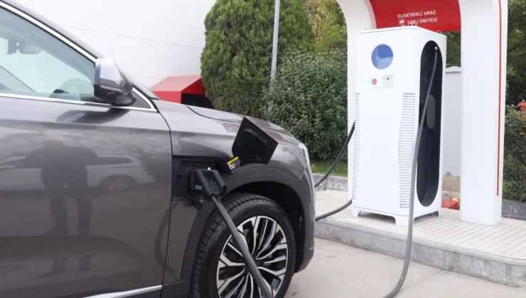 Elektrikli Araçların Evde Şarj Edilmesine Yasak Mı Geldi? Açıklama İletişim'Den Yapıldı