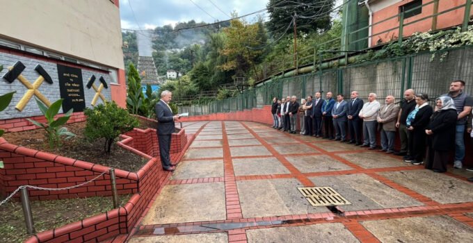 Avni Cinel törenle anıldı