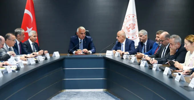 Bakan Ersoy Kahramanmaraş'I Dinledi