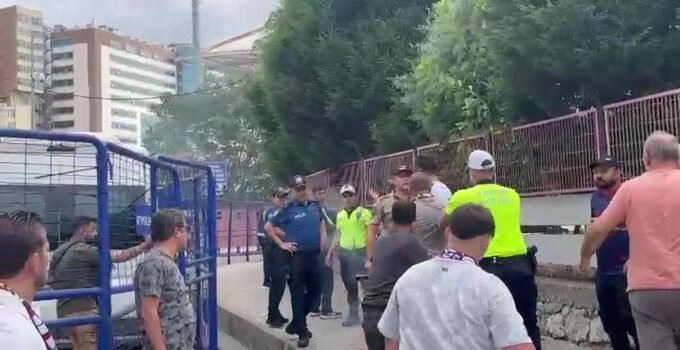 Batı Karadeniz derbisi öncesi olay: Taraftarlar birbirine girdi, ilk 11’ler belli oldu
