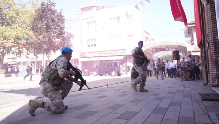 Bursa Yenişehir'De Kurtuluş Ruhu 104 Yıl Sonra Yeniden Canlandı
