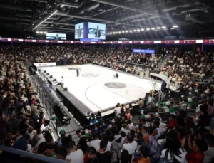 Çayırova Belediyesi Spor Kompleksi'Ne Görkemli Açılış