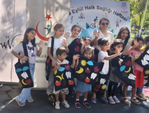 Çocuklar Kendi Çantalarını Tasarladı
