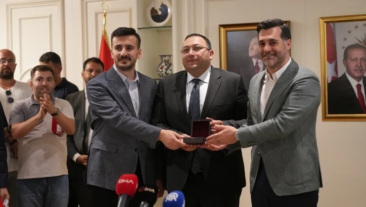 Dündar Ziya Gültekin Üsküdarlılarla Buluştu