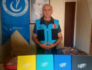 Edirne Yesevi Hareketi’nden Öğrencilere Çanta Ve Kırtasiye Desteği