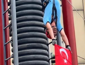 Gaziantepli Itfaiyecilerden Yüksek Irtifa Gösterisi