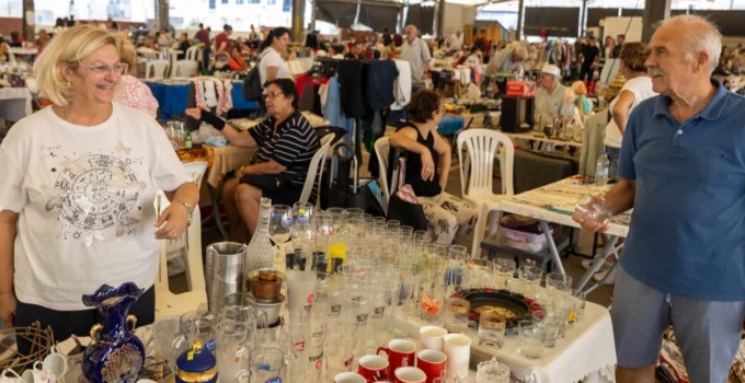 İzmir Büyükşehir’in Ikinci El Pazarları Birinci Yılını Doldurdu