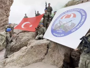 Kahraman Komandolar Erciyes’te… Somalili Askeri Personelle Keşif Tırmanışı