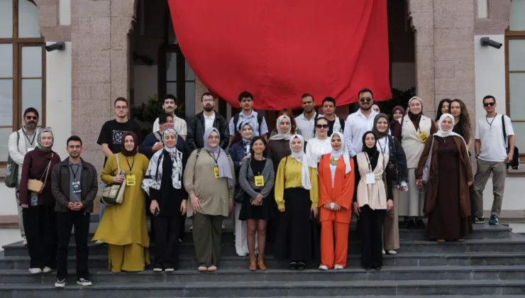 Konya'Da “Kültür Yayıncılığı” Temasıyla Düzenlenen 5. Yayıncılık Yaz Okulu Tamamlandı