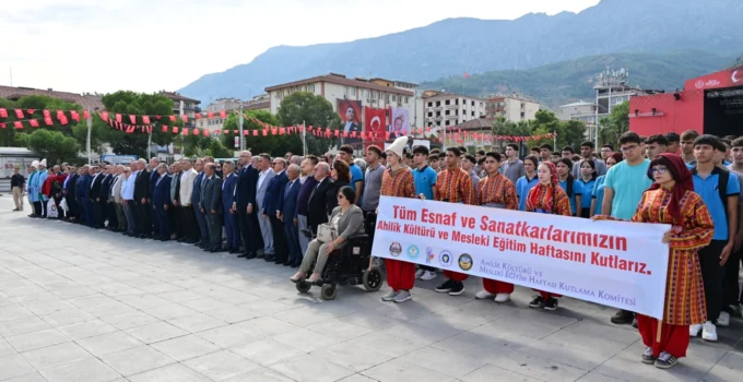 Manisa’da Ahilik Kültürü Ve Mesleki Eğitim Haftası Kutlanıyor