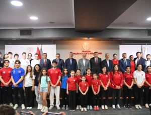 Balıkesir’de Gençler Denizle Buluşuyor