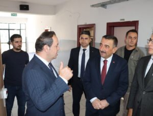 Zonguldak Denetimli Serbestlik Müdürlüğü okullara renk katıyor