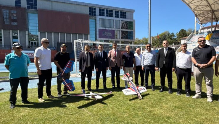 Zonguldak’ta gençler yaz sezonunu şenlikle tamamladı